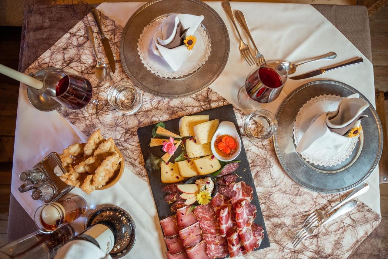 Santa Cristina Val Gardena Charme Hotel Uridl מראה חיצוני תמונה