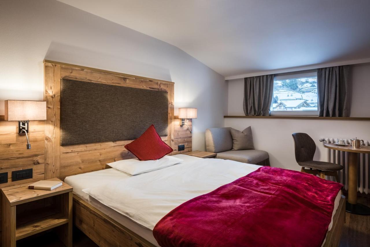Santa Cristina Val Gardena Charme Hotel Uridl מראה חיצוני תמונה